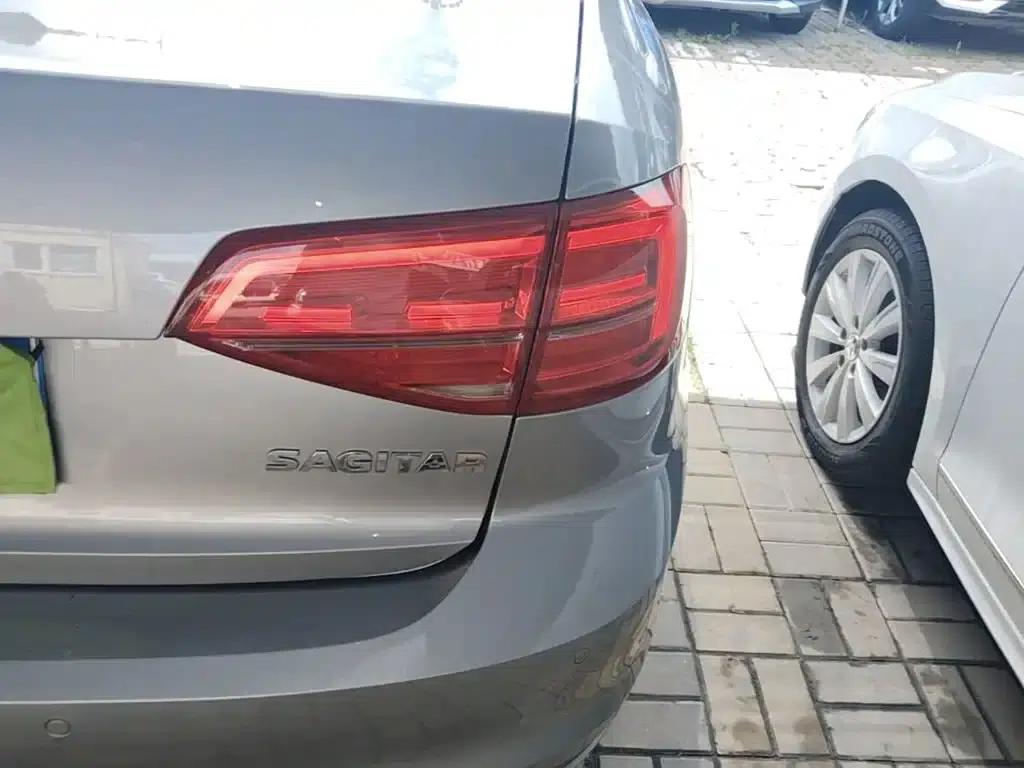 2018 Volkswagen Sagitar 1.6L Automatic Comfort Model — миниатюра 8