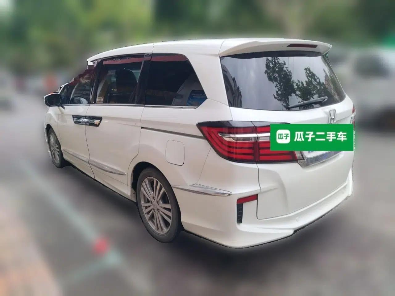 Honda Elysion 2016 2.4L Style Edition — миниатюра 4