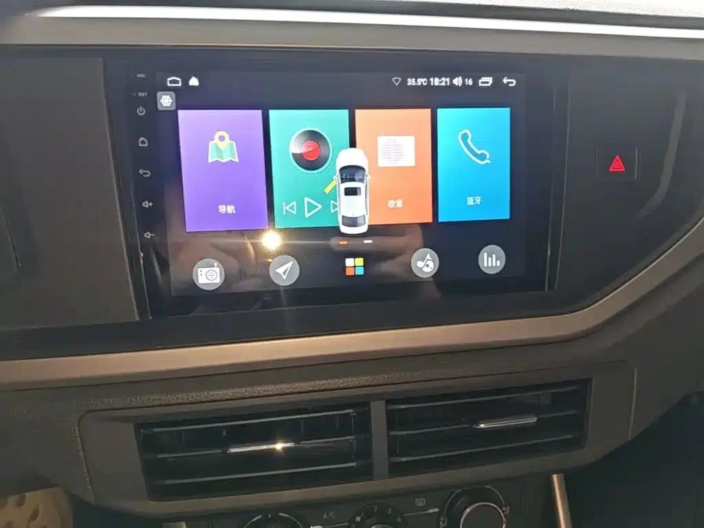 2019 Polo Plus 1.5L Automatic Panoramic Enjoyment Edition — миниатюра 13