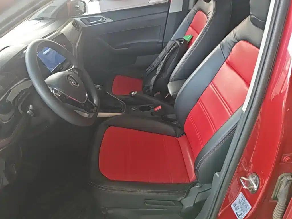 2019 Polo Plus 1.5L Automatic Panoramic Enjoyment Edition — миниатюра 15