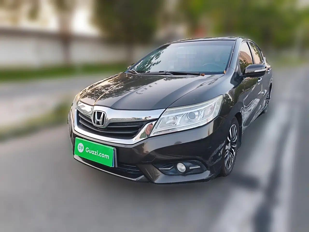 Honda Crider 2013 1.8L automatic luxury edition — миниатюра 1