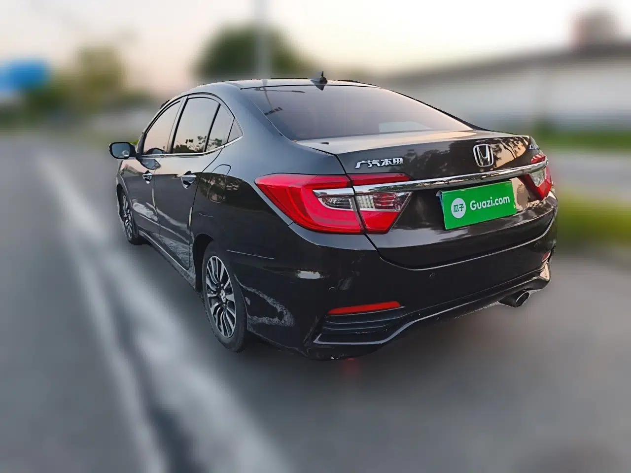 Honda Crider 2013 1.8L automatic luxury edition — миниатюра 4
