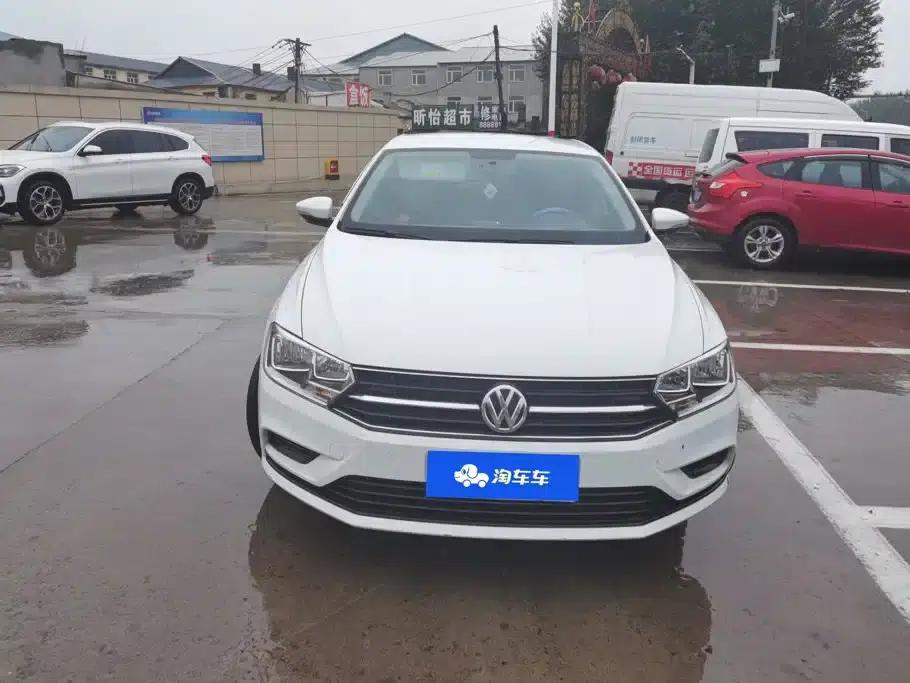 2019 Volkswagen Bora Legend 1.5L Automatic Fashion Model (China VI Emission Standard) — миниатюра 2