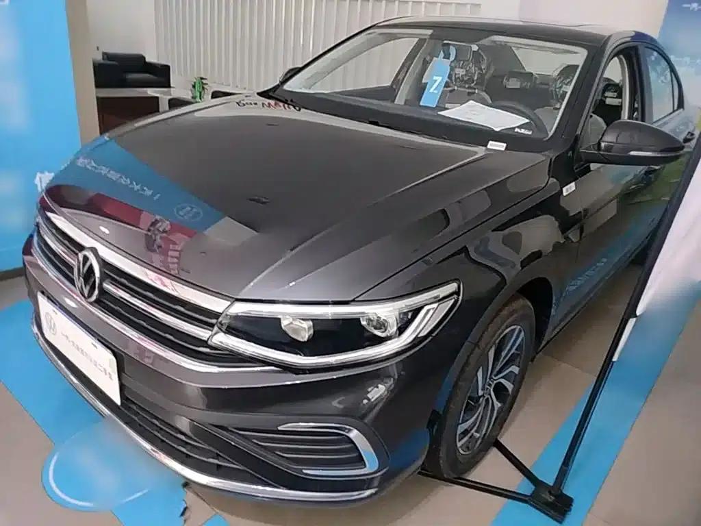 2025 Volkswagen Bora 200TSI DSG Joyful Navigation Edition — миниатюра 1