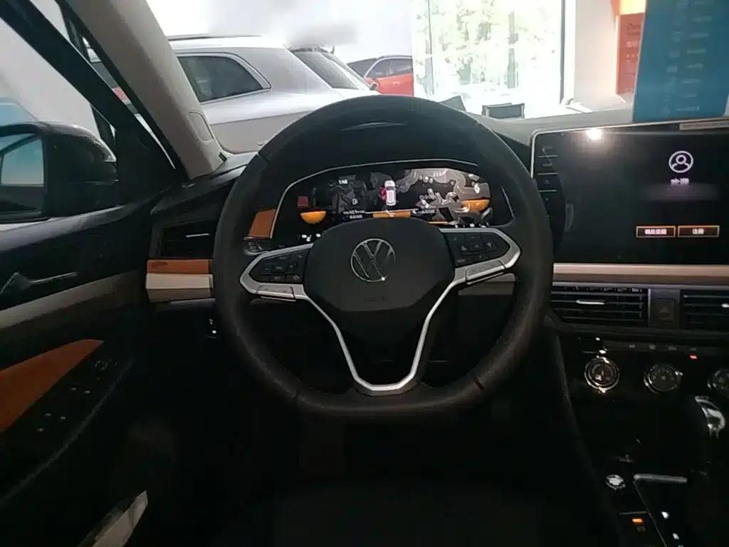 2025 Volkswagen Bora 200TSI DSG Joyful Navigation Edition — миниатюра 11