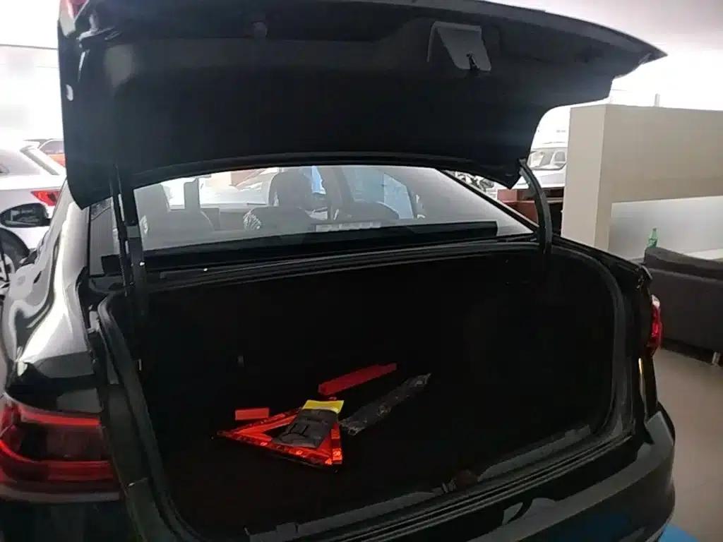 2025 Volkswagen Bora 200TSI DSG Joyful Navigation Edition — миниатюра 19