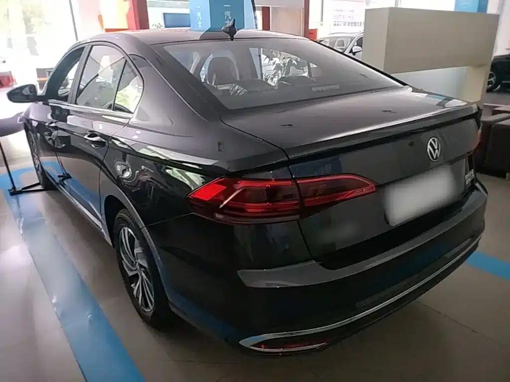 2025 Volkswagen Bora 200TSI DSG Joyful Navigation Edition — миниатюра 5