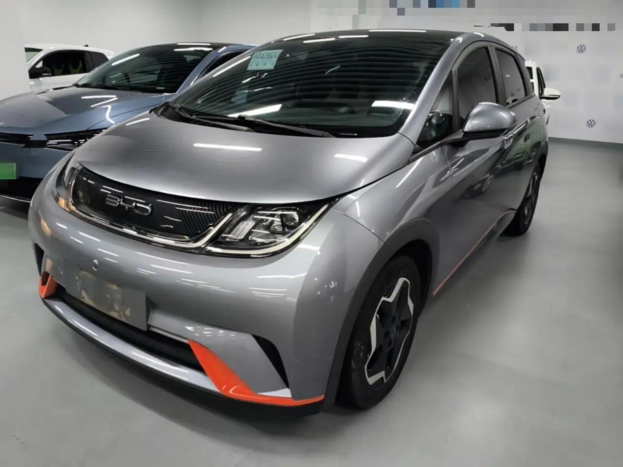 BYD Dolphin 2021 405 km Fashion Edition — миниатюра 1
