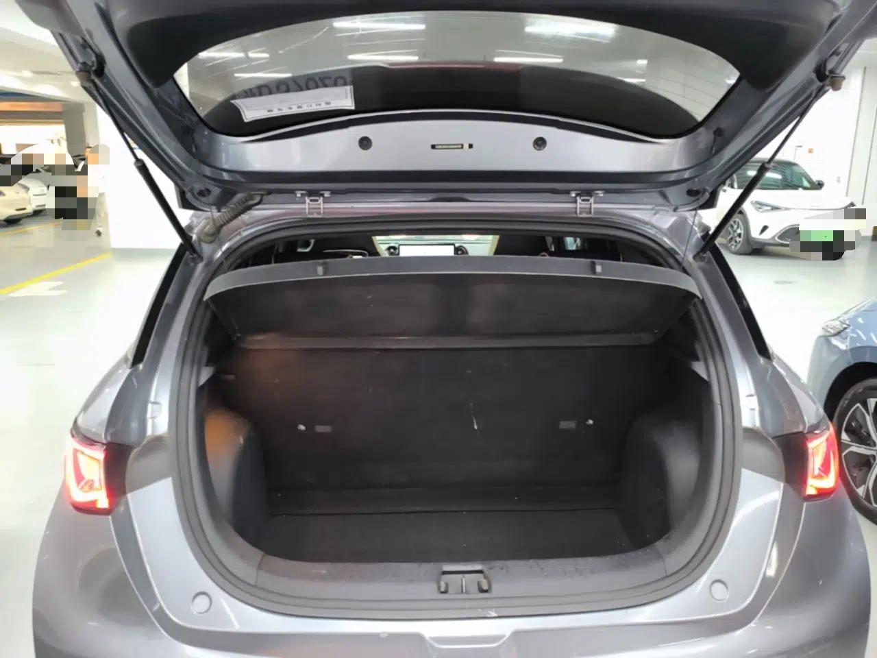 BYD Dolphin 2021 405 km Fashion Edition — миниатюра 22
