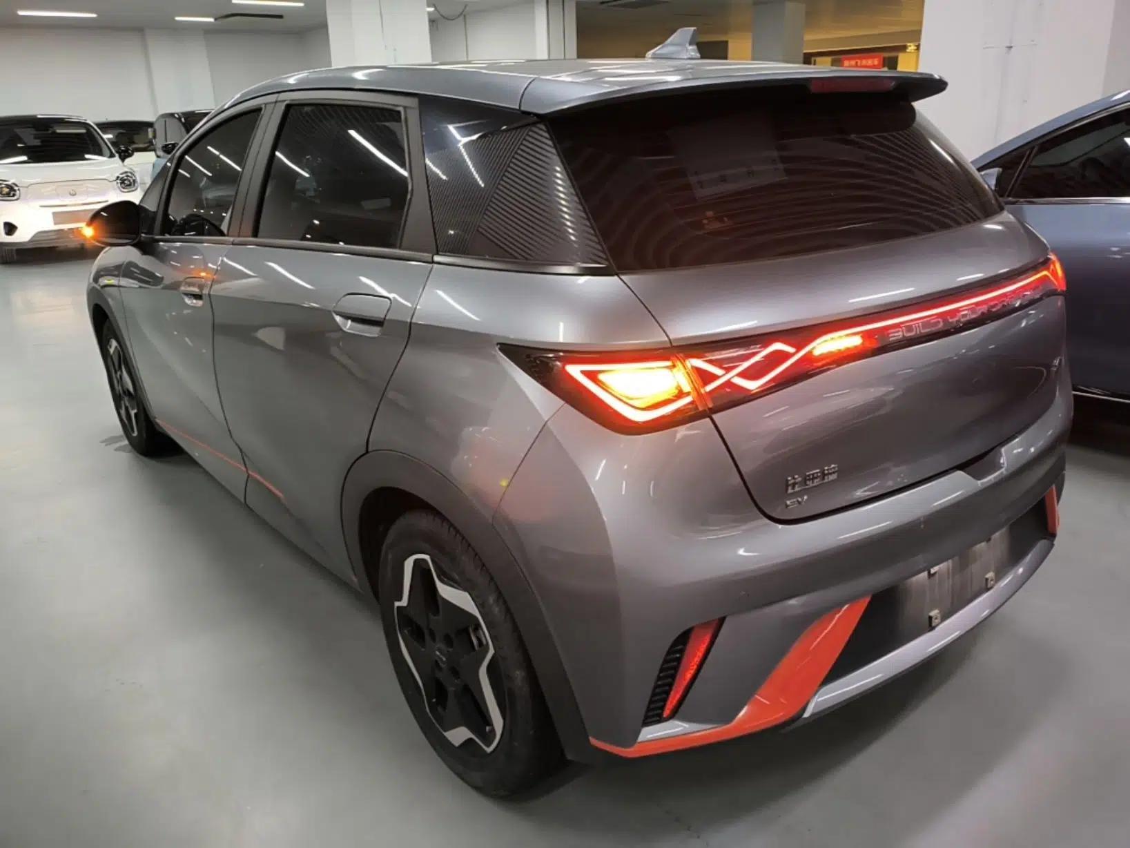 BYD Dolphin 2021 405 km Fashion Edition — миниатюра 4