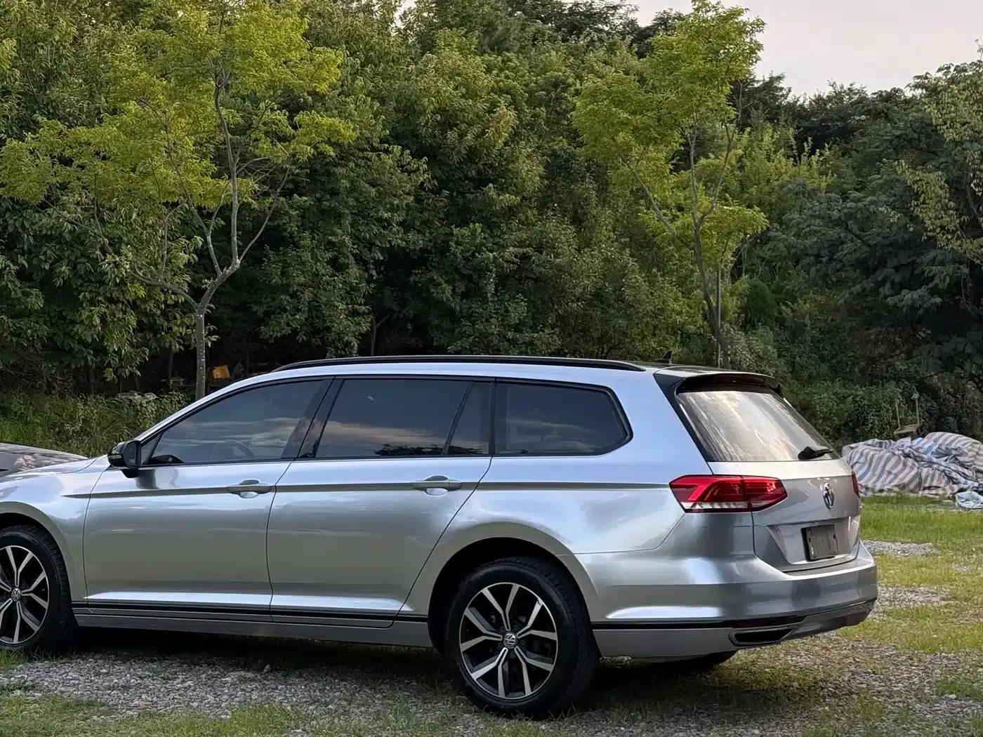Passat Variant 2018 380TSI 2WD Comfortline — миниатюра 13