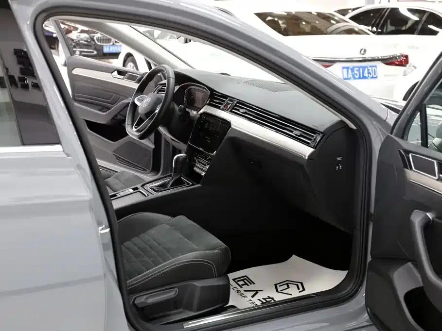 Passat Variant 2021 2.0T Comfortline — миниатюра 17