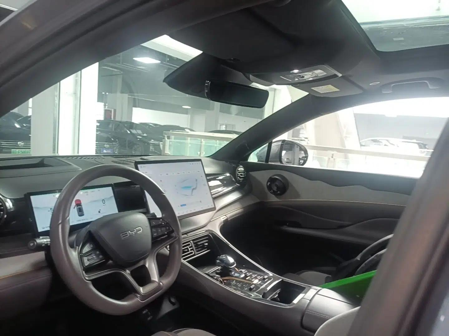 BYD Frigate 07 2024 HONOR Edition DM-i 205KM Flagship Model — миниатюра 21