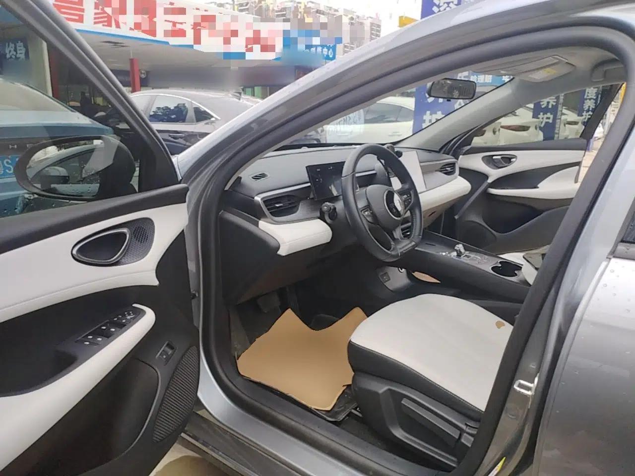 BYD Seal 05 DM-i 2025 DM-i Smart Drive 55KM Luxury Model — миниатюра 23