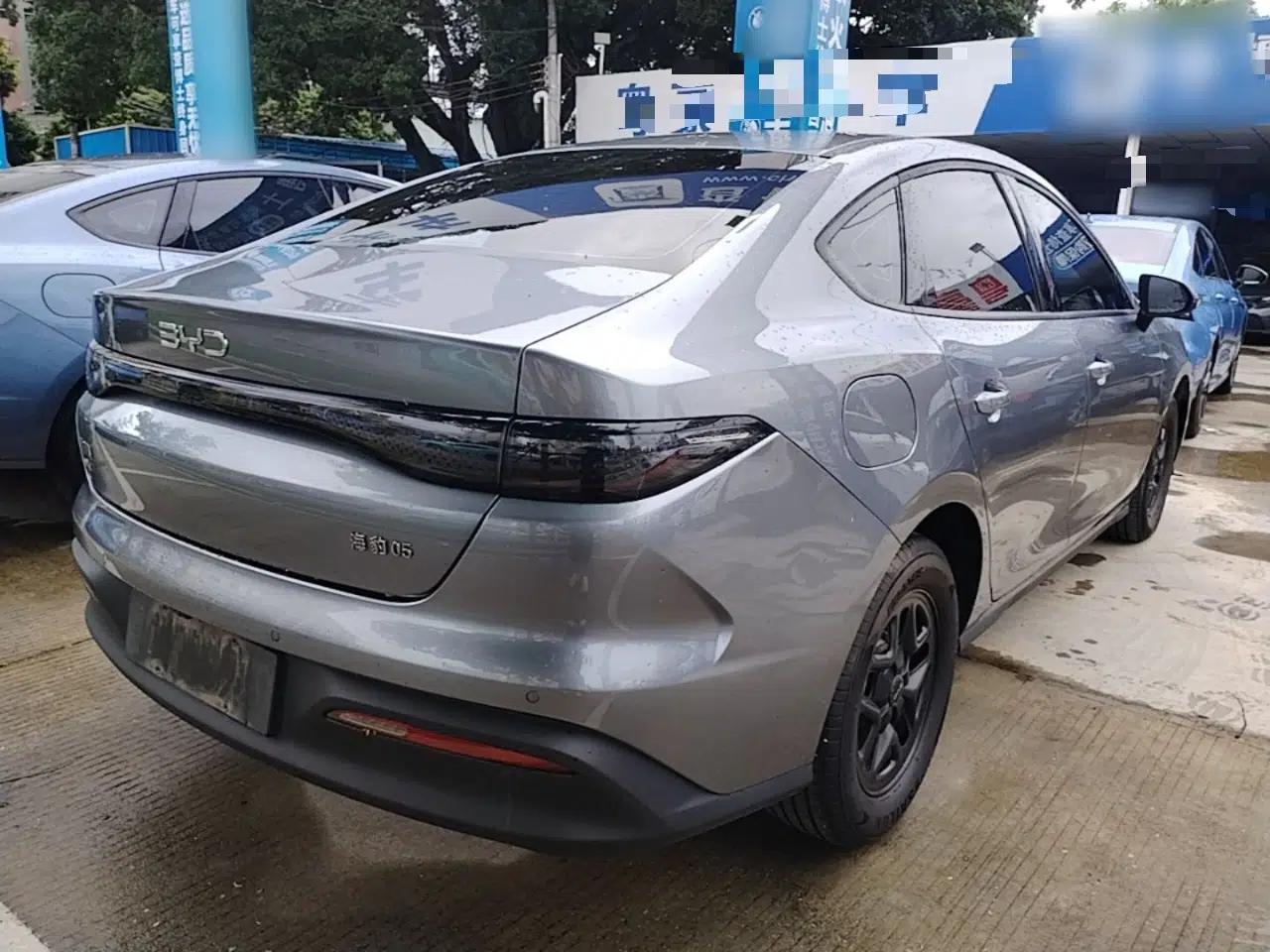 BYD Seal 05 DM-i 2025 DM-i Smart Drive 55KM Luxury Model — миниатюра 6