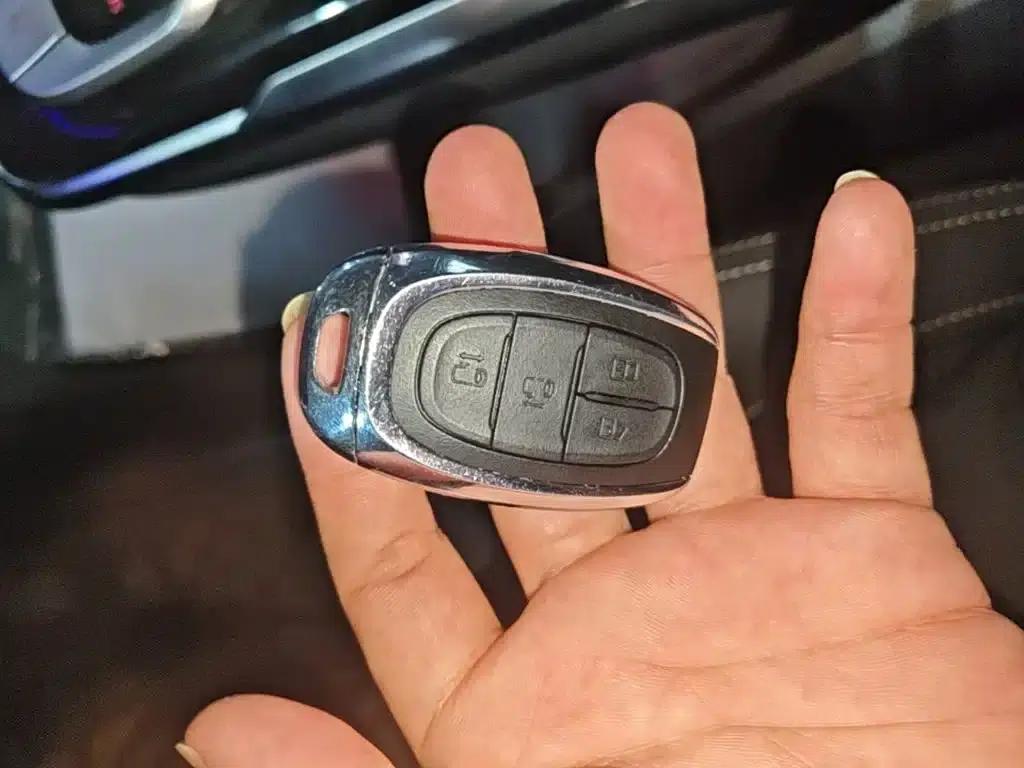 Maxus G20 2021 PLUS 2.0T Gasoline Automatic Smart Edition — миниатюра 17