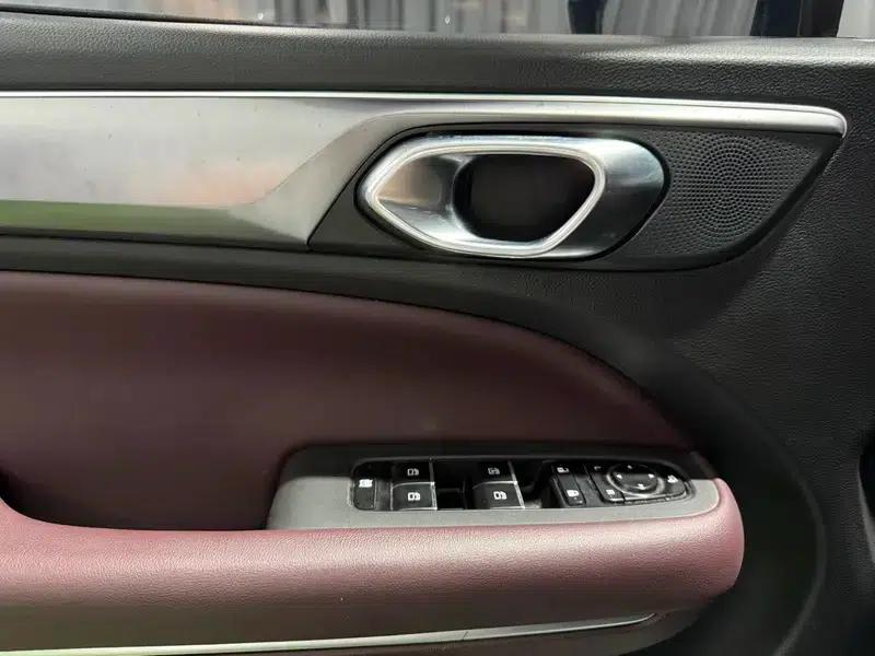 Trumpchi M6 2021 Pro 270T Automatic Luxury Edition — миниатюра 19