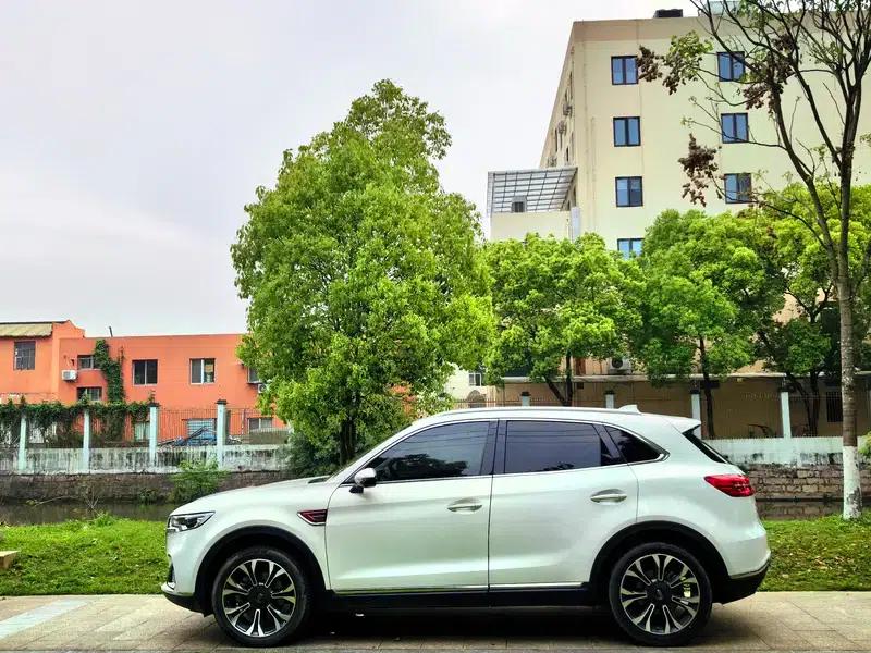 Hongqi HS5 2019 2.0T Intelligent Flagship Enjoy 4WD Edition — миниатюра 4