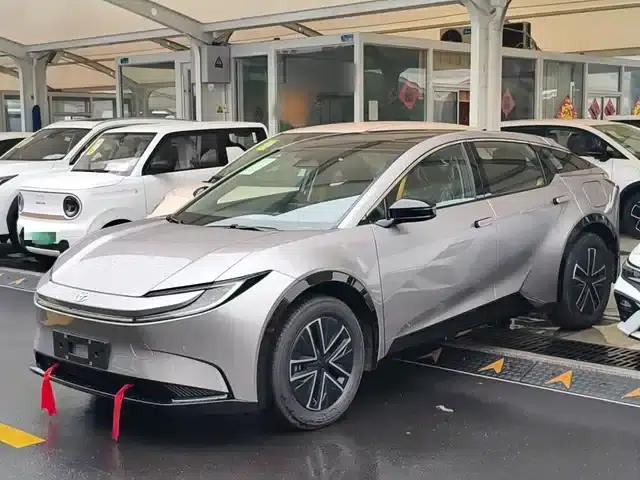Toyota BZ5 2025 550 JOY
