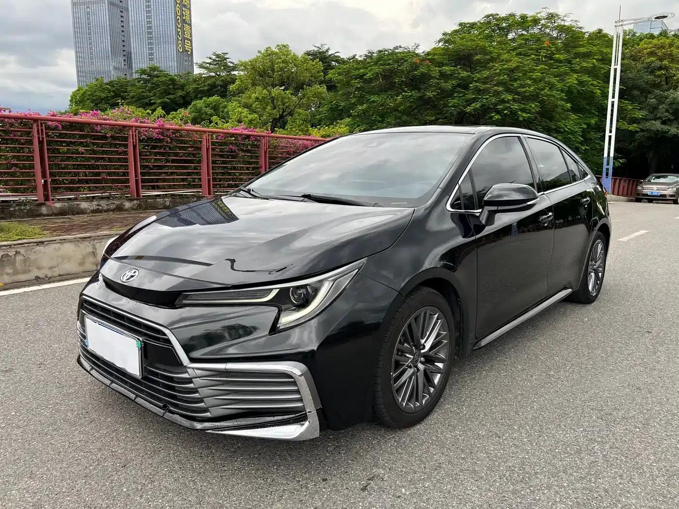 2021 Geely Lingshang 2.0L Luxury Edition — миниатюра 1