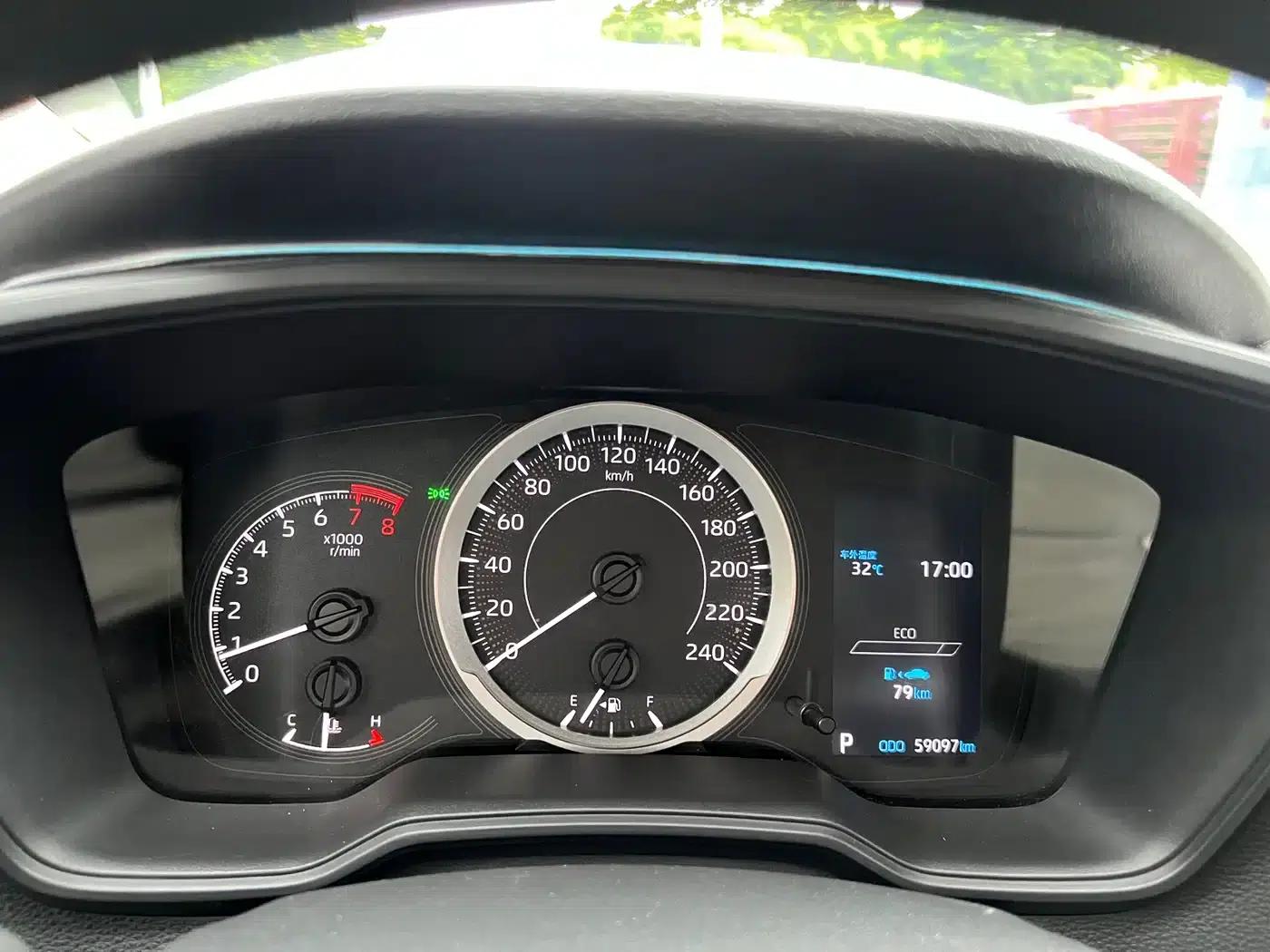 2021 Geely Lingshang 2.0L Luxury Edition — миниатюра 14