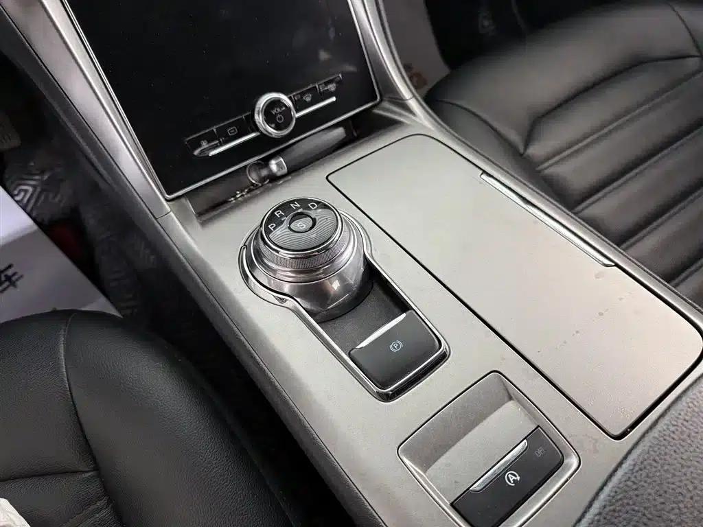2020 Ford Mondeo EcoBoost 180 Fashion Edition — миниатюра 17