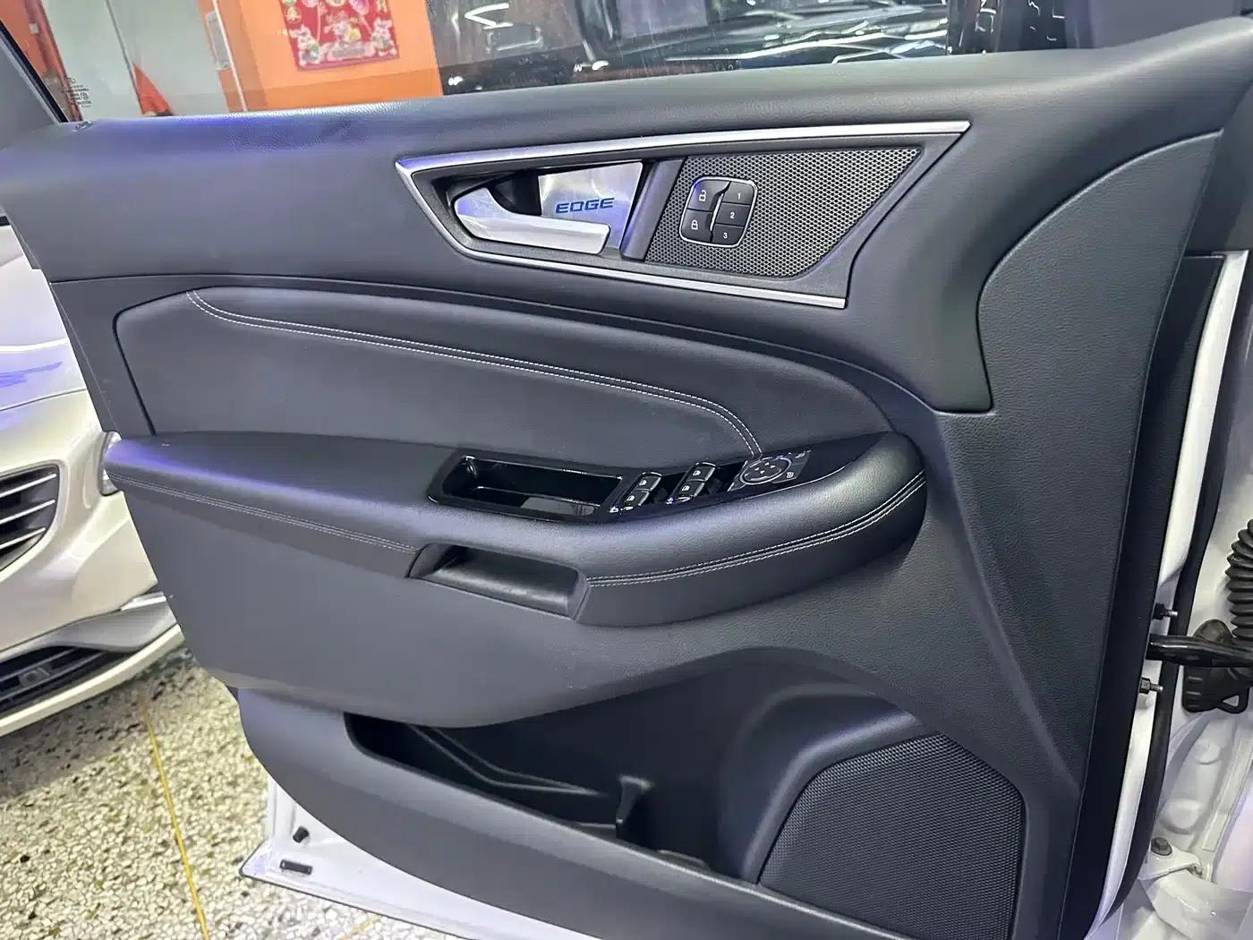 Edge 2016 EcoBoost 245 AWD Premium 7-Seater — миниатюра 11