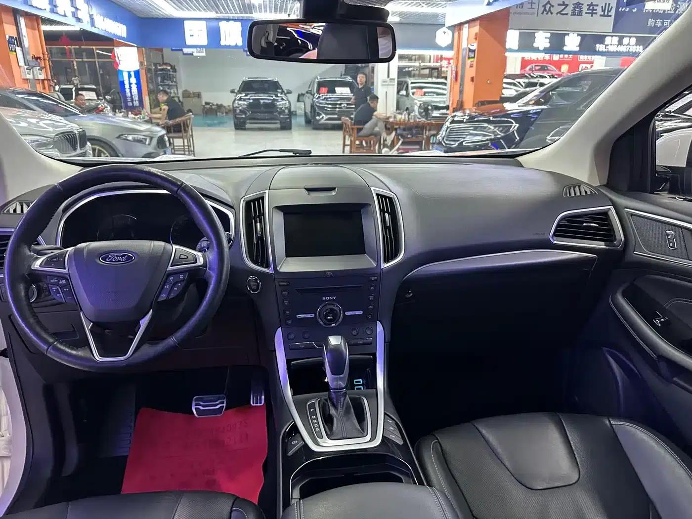 Edge 2016 EcoBoost 245 AWD Premium 7-Seater — миниатюра 7