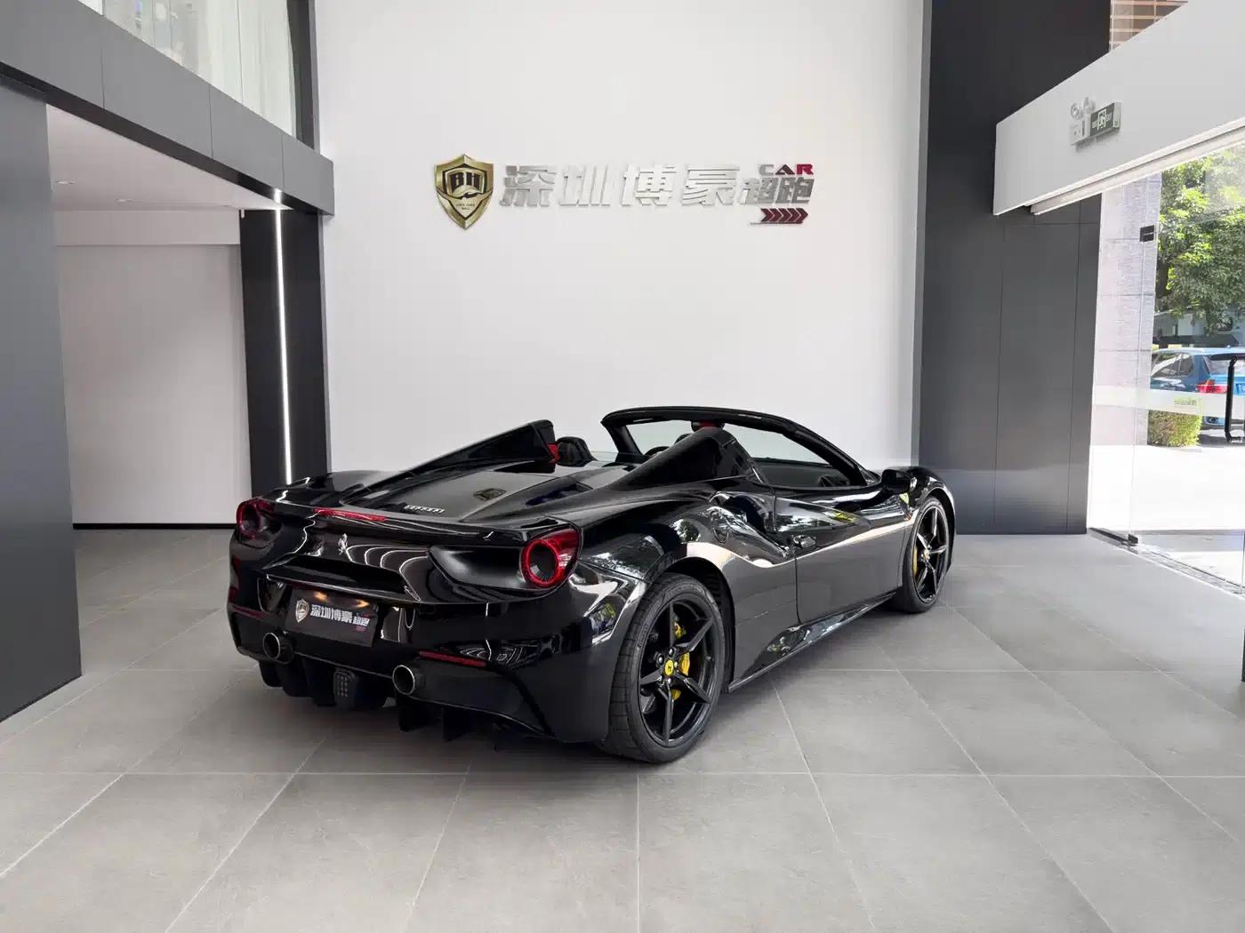 2015 Ferrari 488 Spider — миниатюра 13