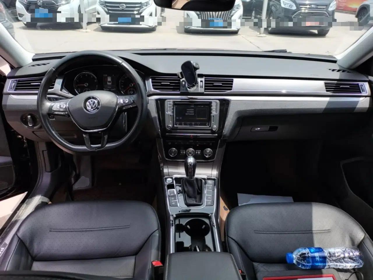 Volkswagen Passat 2017 330TSI DSG Prestige Edition — миниатюра 12
