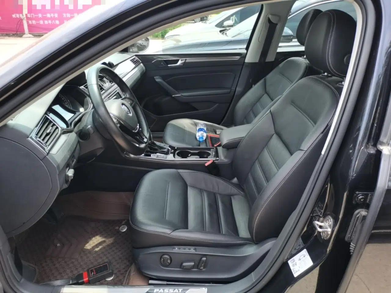 Volkswagen Passat 2017 330TSI DSG Prestige Edition — миниатюра 17