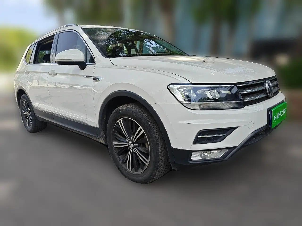 Volkswagen Tiguan L 2019 330TSI Automatic Two-Wheel Drive Panoramic Comfort Edition China VI Standard — миниатюра 3