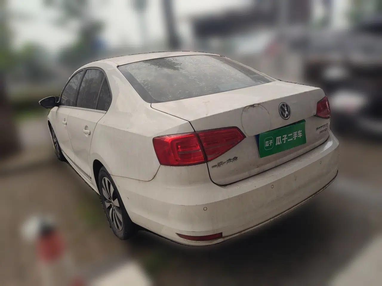 Volkswagen Sagitar 2017 230TSI Automatic Comfort Version — миниатюра 4