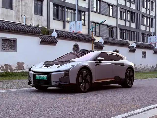 HiPhi Z 2023 Five-Seat Version