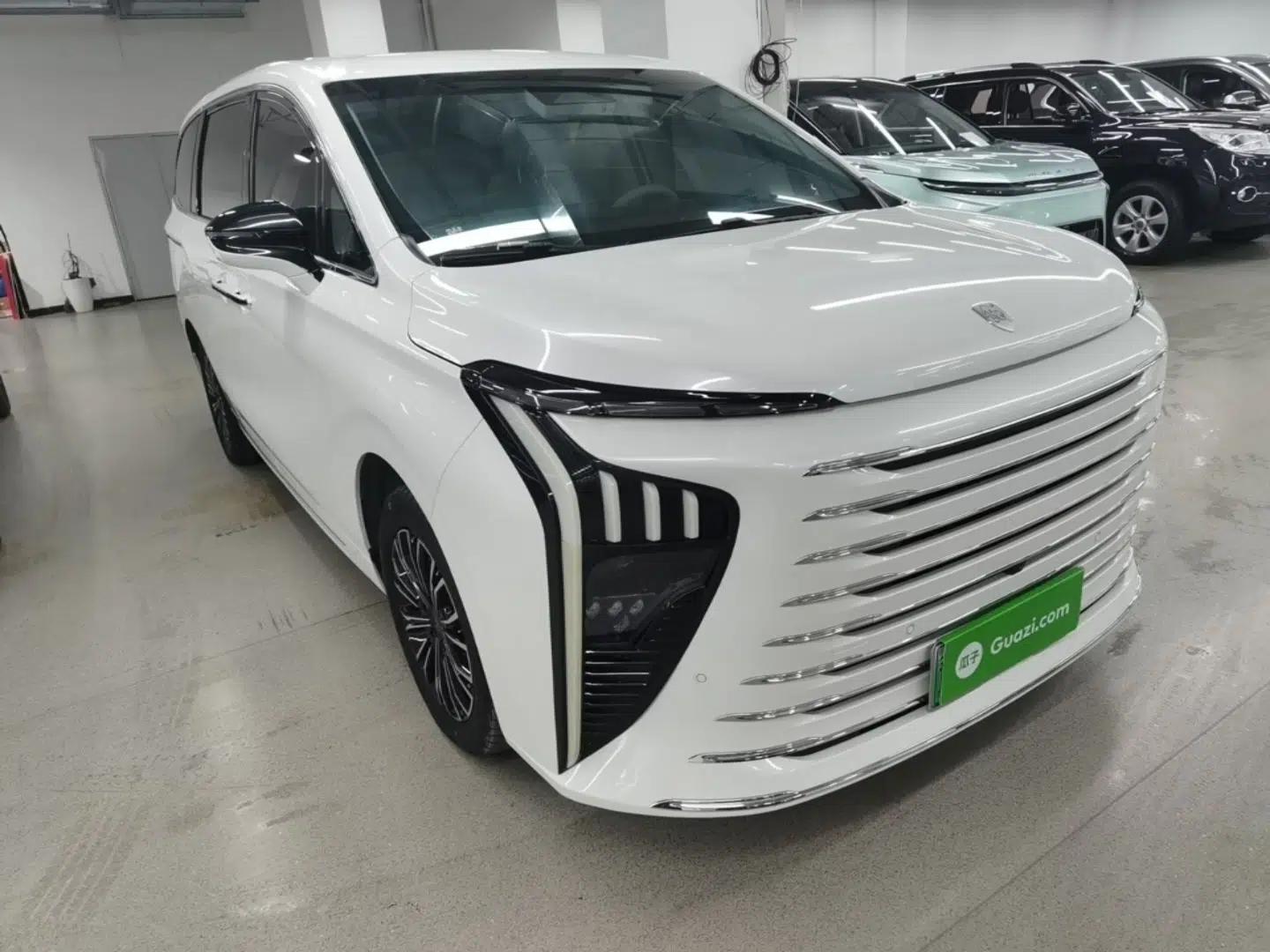 FORTHING Xinghai V9 2024 1.5TD 200km Qingyunti Series Premium Version — миниатюра 3