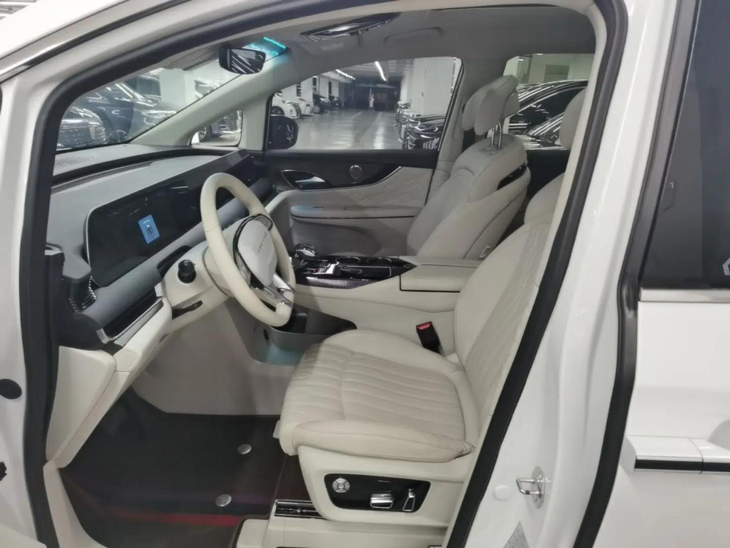 FORTHING Xinghai V9 2024 1.5TD 200km Qingyunti Series Premium Version — миниатюра 22