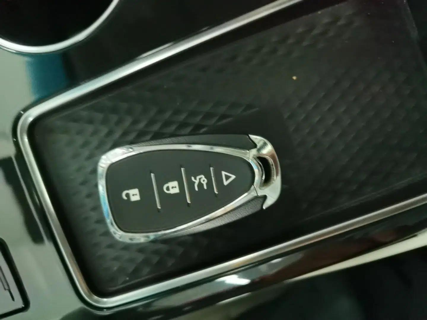 FORTHING Xinghai V9 2024 1.5TD 200km Qingyunti Series Premium Version — миниатюра 28