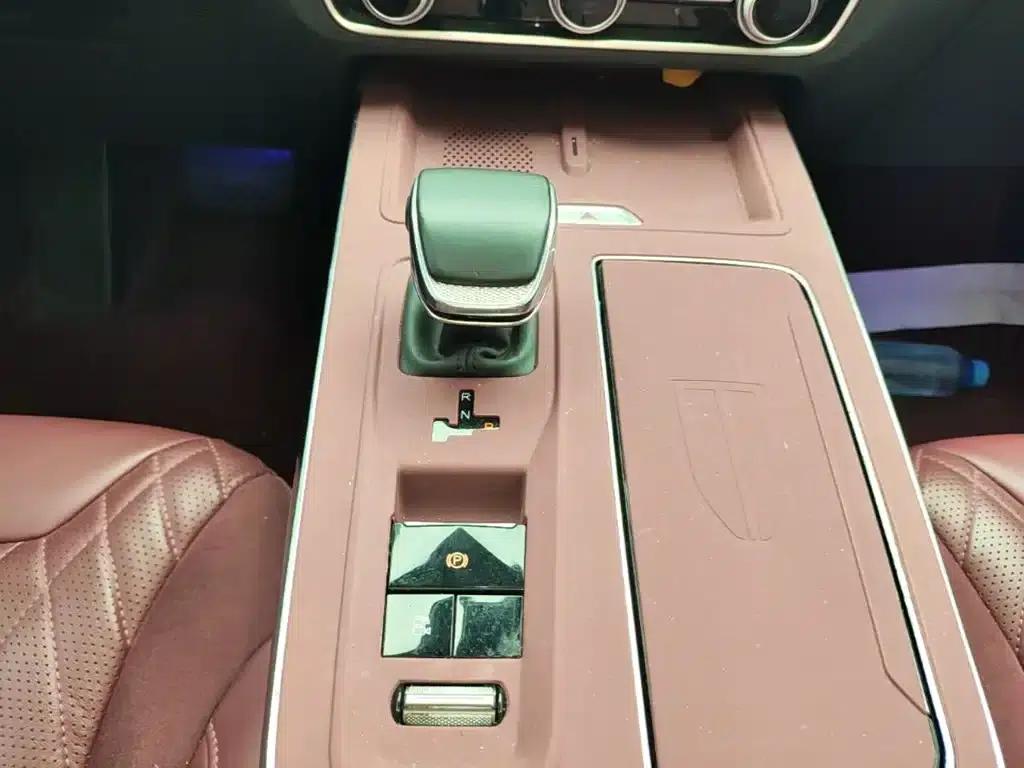 Hongqi HS5 2023 2.0T Flagship Pro 500,000th Unit Commemorative Edition — миниатюра 10