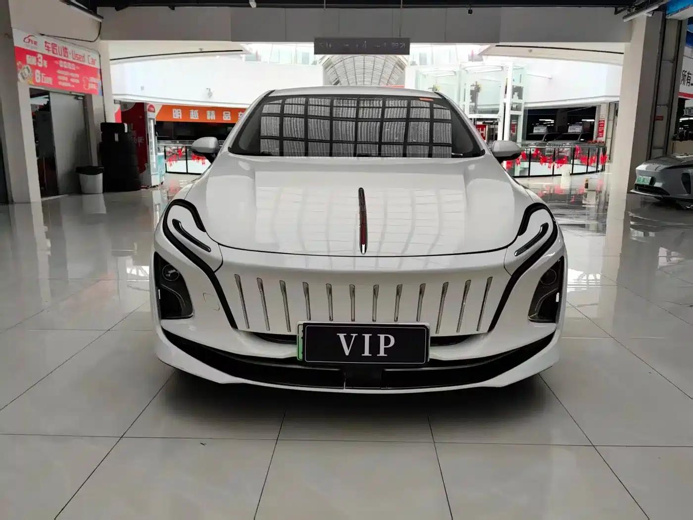 Hongqi E-QM5 2022 Model, 431km Charging Enjoyment Edition — миниатюра 2