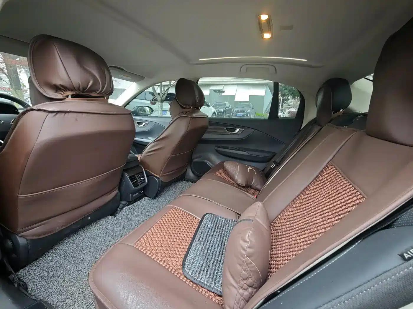 Hongqi E-QM5 2022 Model, 431km Charging Enjoyment Edition — миниатюра 7