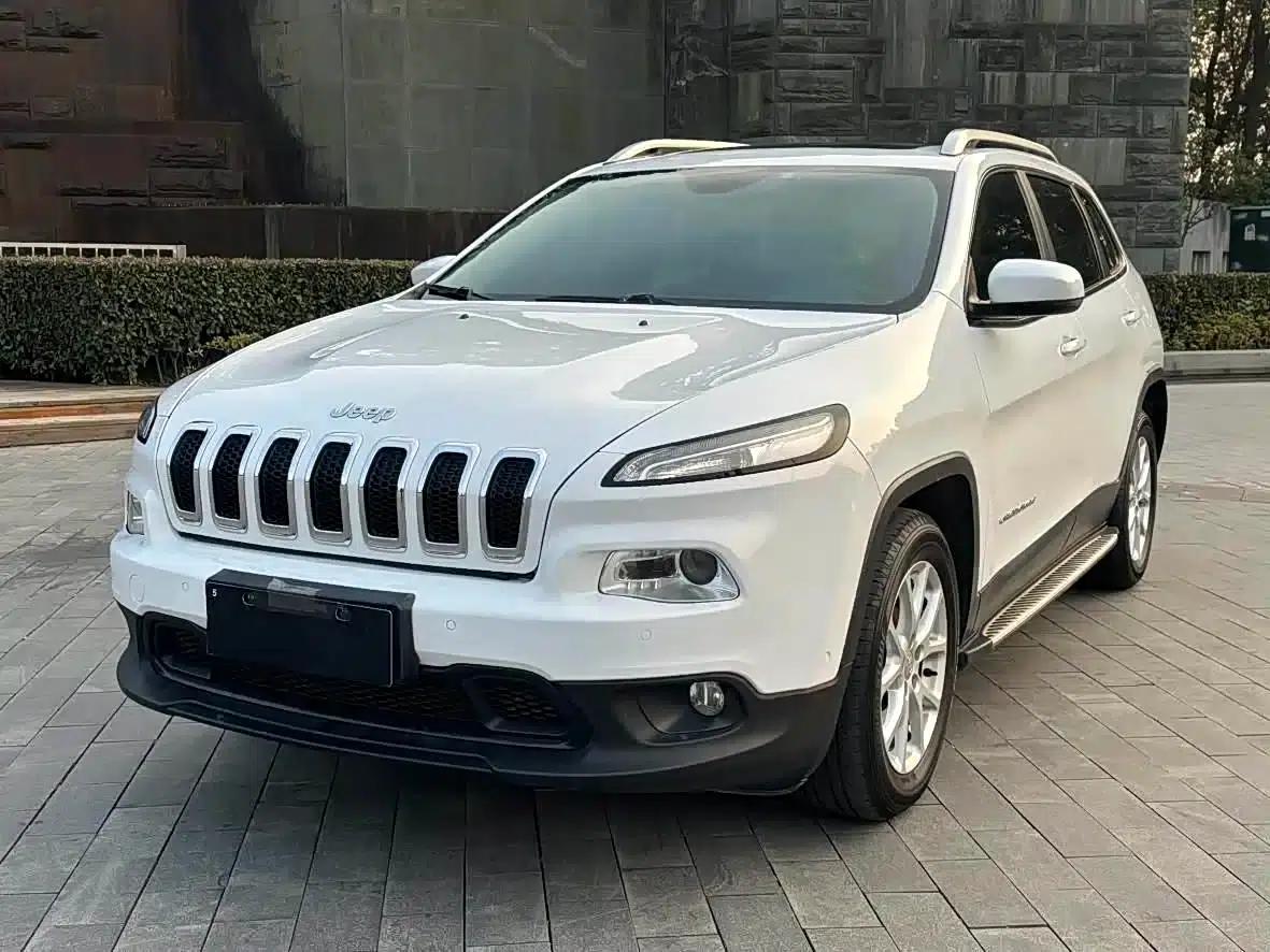 2015 Jeep Cherokee 2.4L Elite Edition (Imported) — миниатюра 1