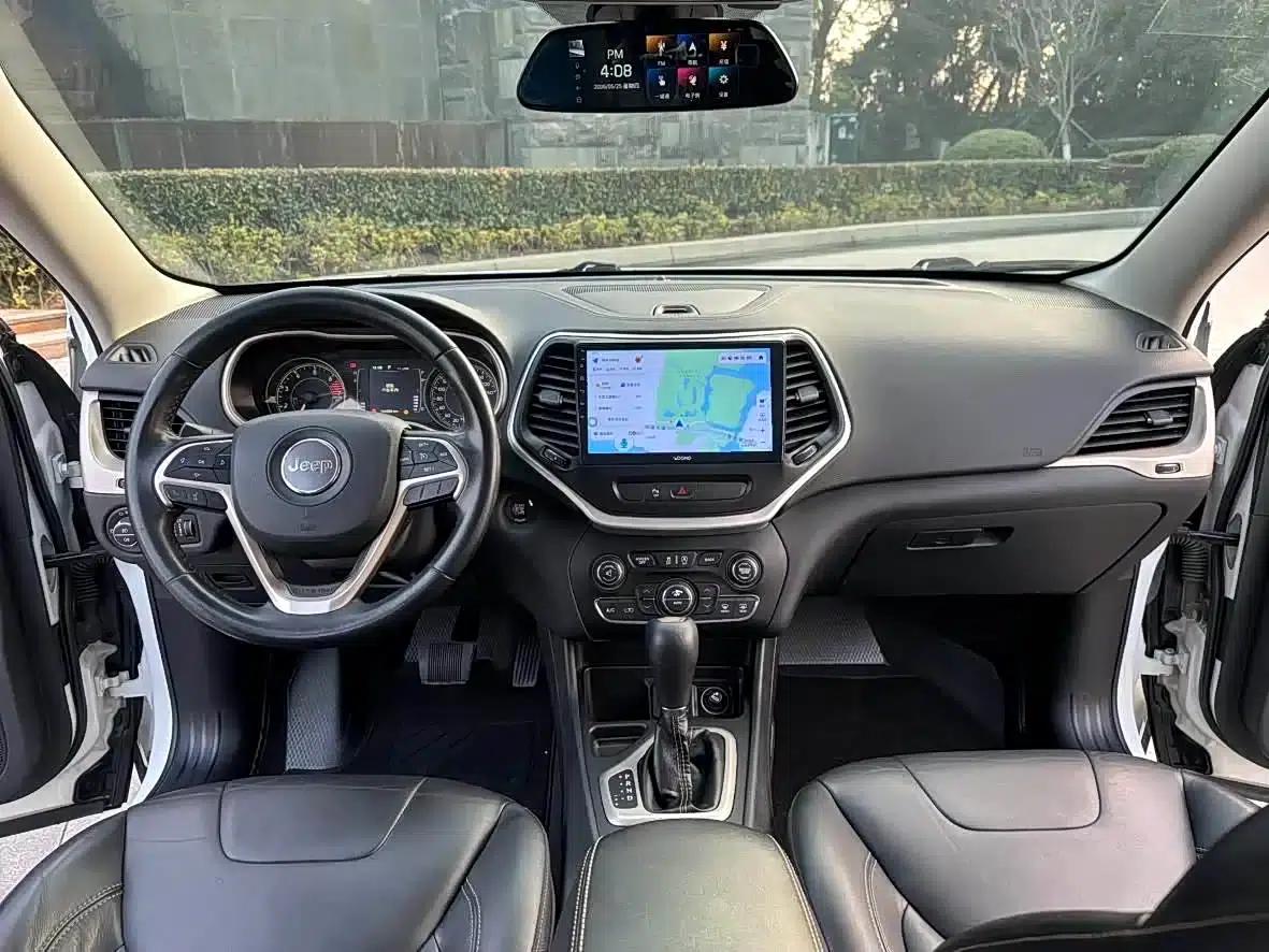 2015 Jeep Cherokee 2.4L Elite Edition (Imported) — миниатюра 12