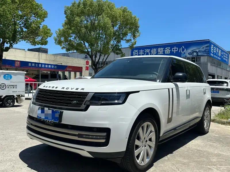 Range Rover 2023 3.0 L6 400PS Grand 7-Seat Extended Edition — миниатюра 1
