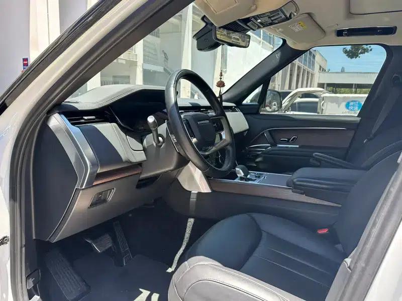 Range Rover 2023 3.0 L6 400PS Grand 7-Seat Extended Edition — миниатюра 12