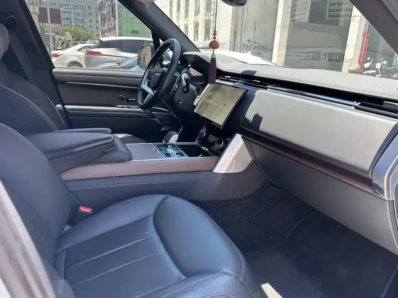 Range Rover 2023 3.0 L6 400PS Grand 7-Seat Extended Edition — миниатюра 14