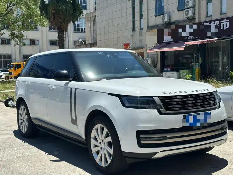 Range Rover 2023 3.0 L6 400PS Grand 7-Seat Extended Edition — миниатюра 3