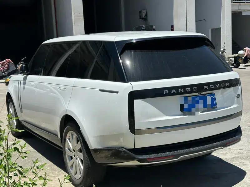 Range Rover 2023 3.0 L6 400PS Grand 7-Seat Extended Edition — миниатюра 4