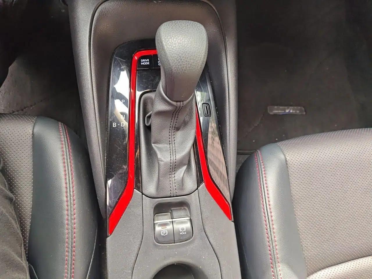 Toyota Levin 2022 Dual-Motor 1.8H E-CVT Sport Edition — миниатюра 11