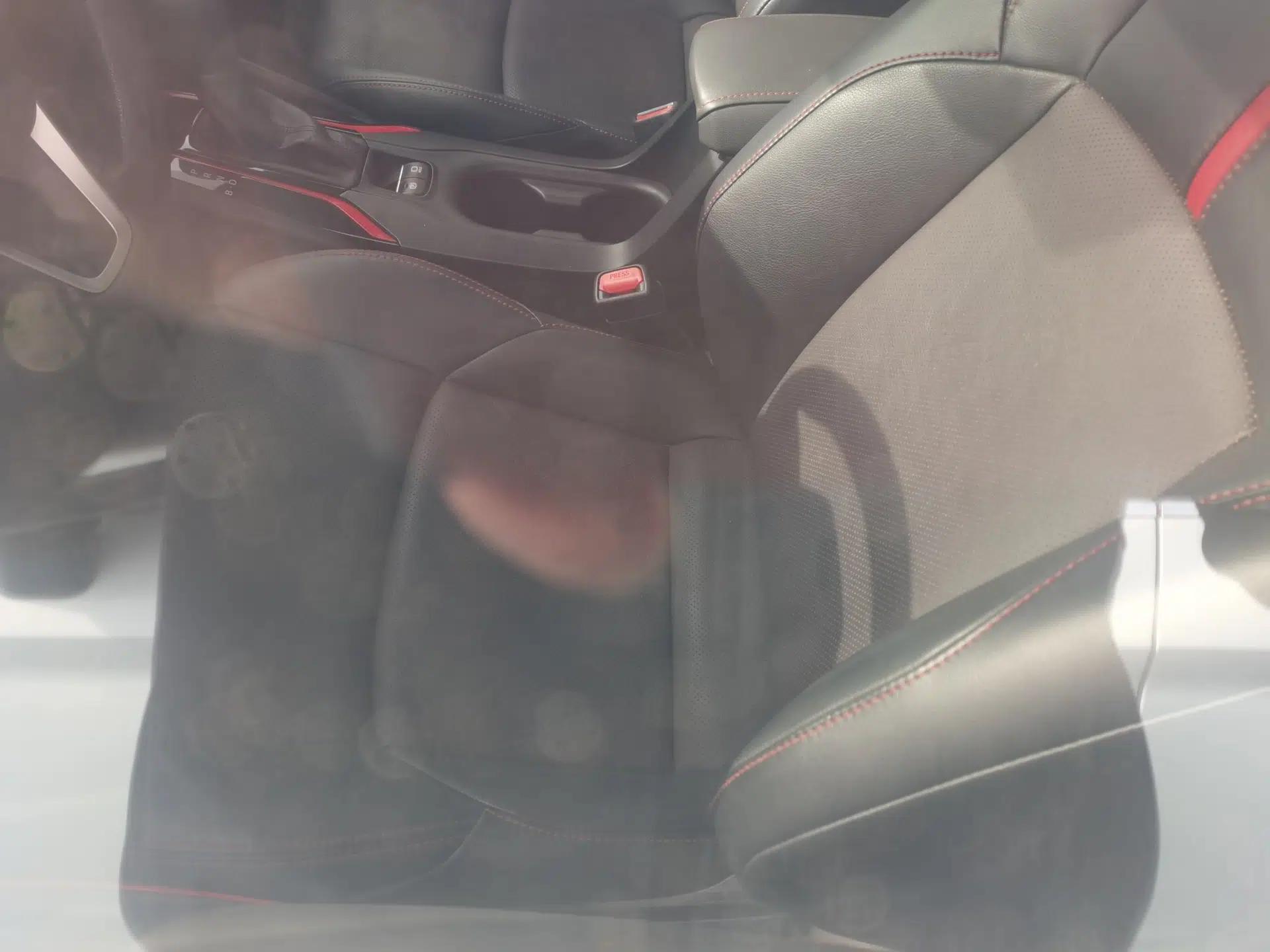 Toyota Levin 2022 Dual-Motor 1.8H E-CVT Sport Edition — миниатюра 16