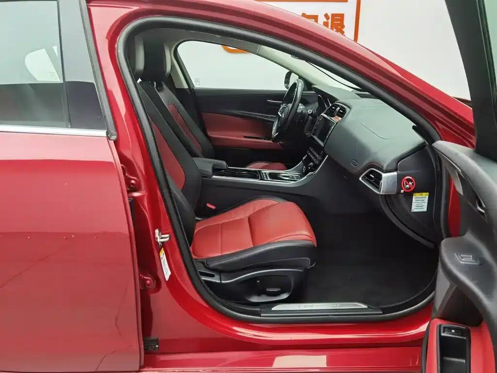 Jaguar XE 2015 2.0T 200PS R-Sport — миниатюра 23